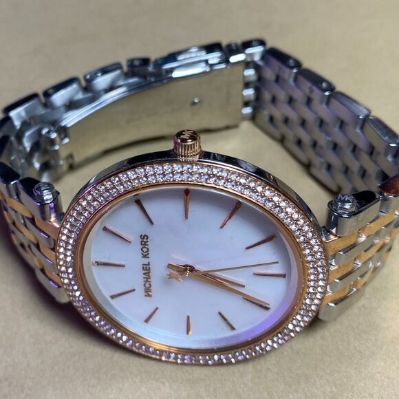 Michael Kors Darci Ladies Watch - Picture 4 of 4